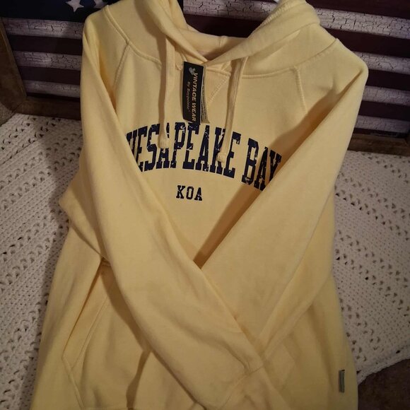 SWEATSHIRT TYPE HOODIE-- YELLOW SIZE LARGE (NWT) - Picture 1 of 8